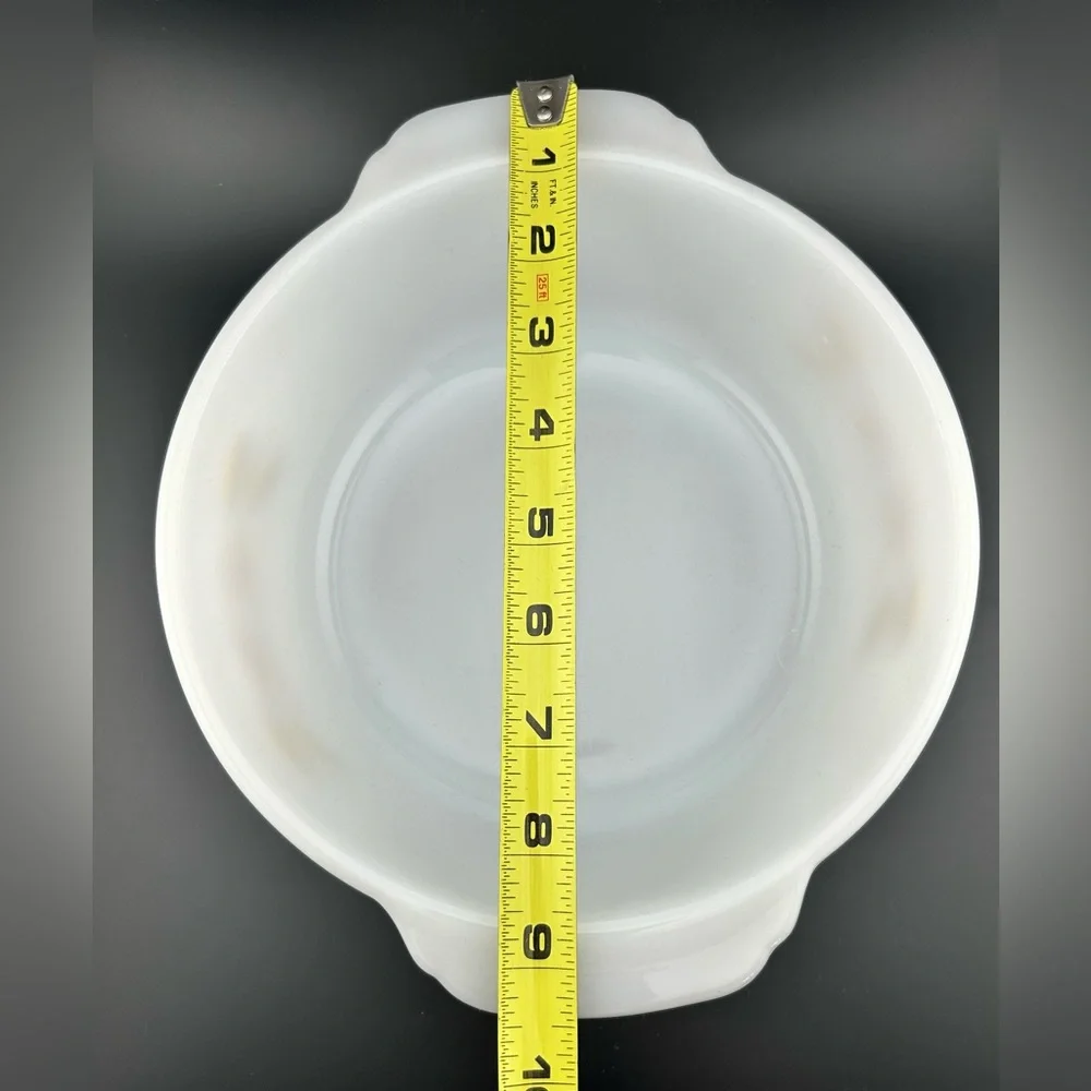 Vintage 1 1/2-quart Ovenware, Wheat Pattern by Fire King
